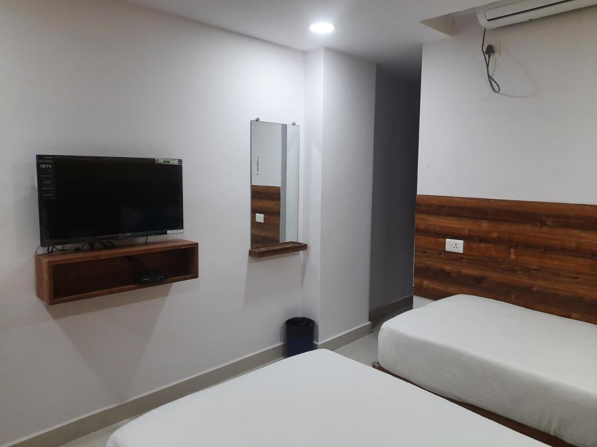 Hotel Prime Jubilee حيدر أباد المظهر الخارجي الصورة